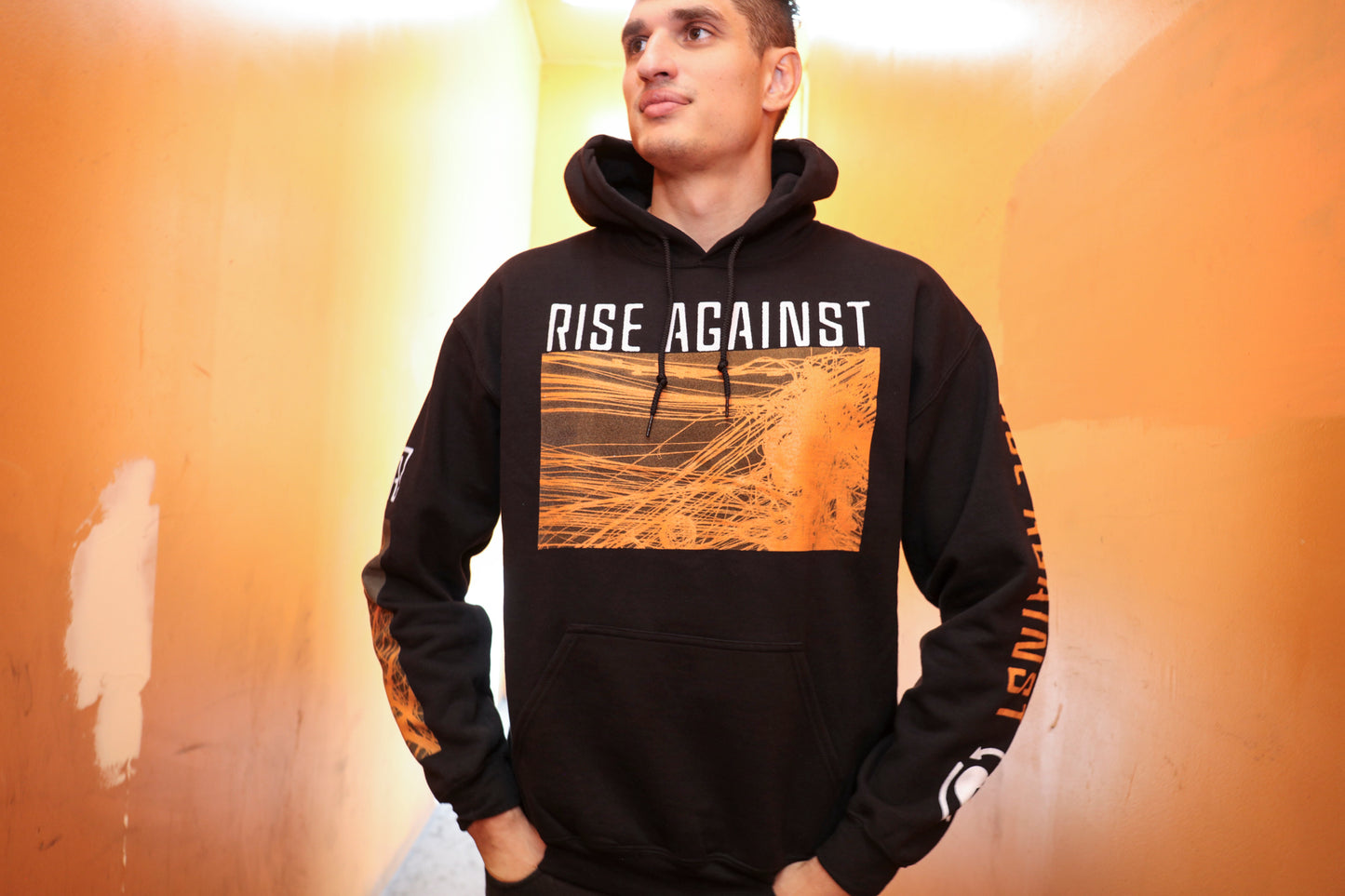 Wire Pullover Hoodie (Black)