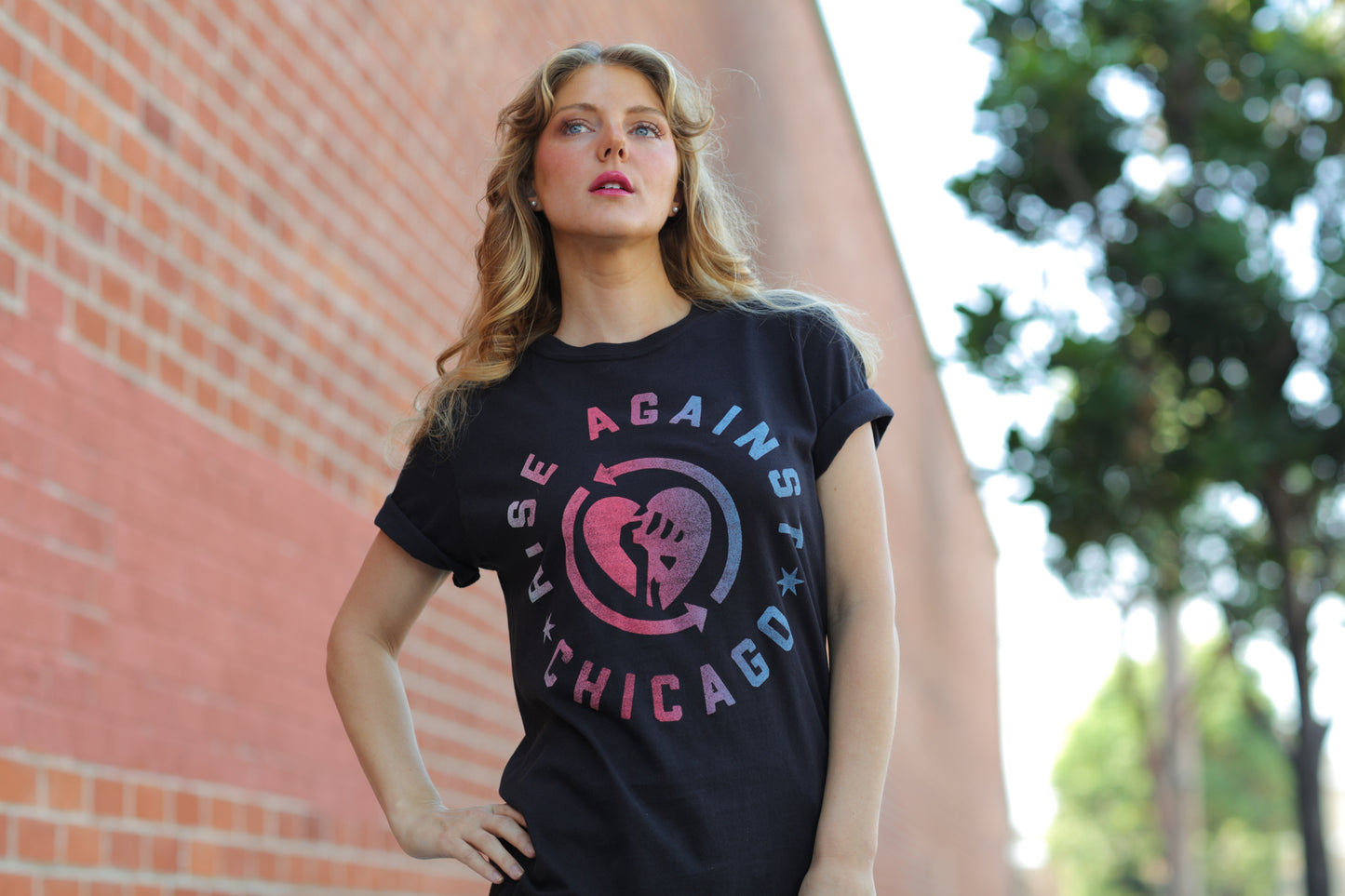 Chicago Heartfist T-Shirt (Black)